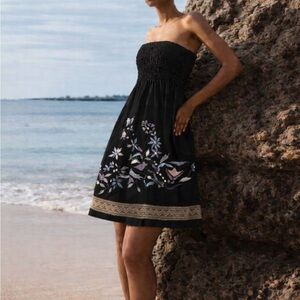 Black Floral Strapless Summer Dress. Size M